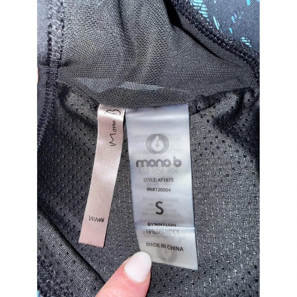 Mono B Blue Purple Abstract Print Strappy Mesh Back Sports Bra AT1672 NWT Small